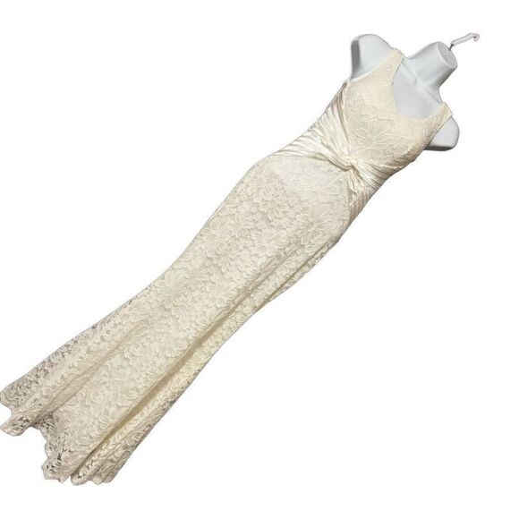 FE Forever Women’s Mermaid Style Wedding Dress White Ivory Lace Satin Size Small - Picture 2 of 8